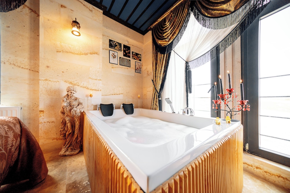 Jacuzzi Deluxe - Photo 26