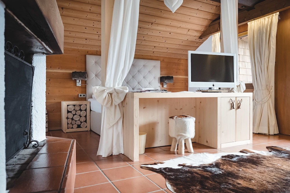 Suite, 1 Bedroom, Non Smoking photo 1