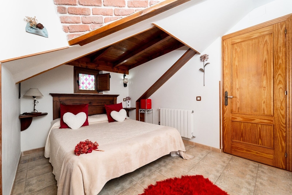 Habitación Doble Clásica, 1 Cama Queen, Vista al Jardín