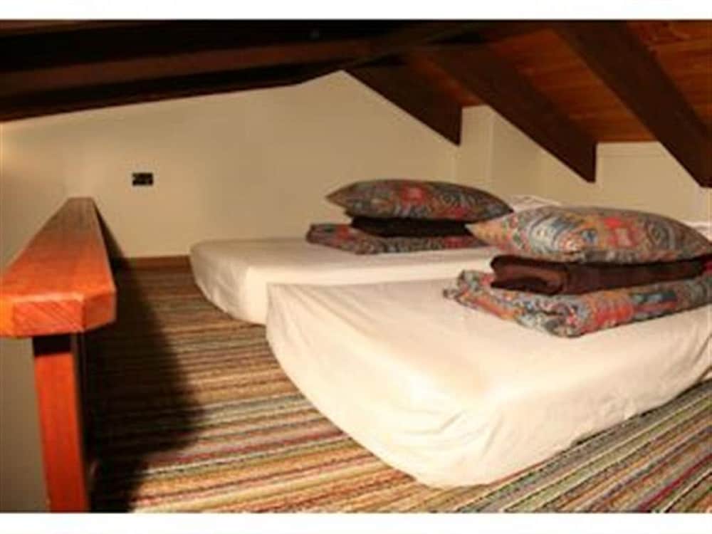 Mezzanine Suite photo 2