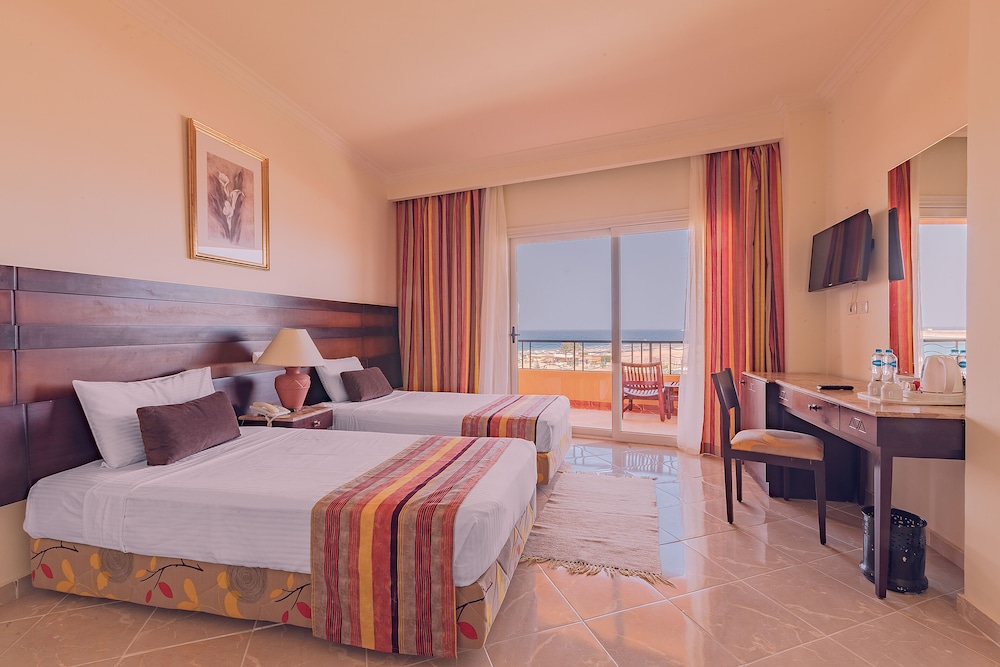 Standard Room, Beach View photo 2