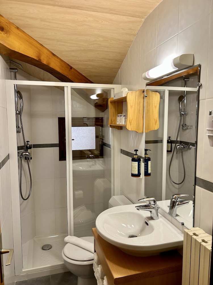 Comfort Triple Room photo 3