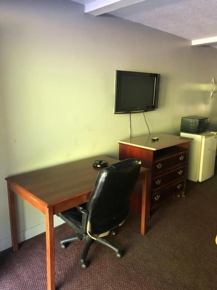 Economy Room photo 2