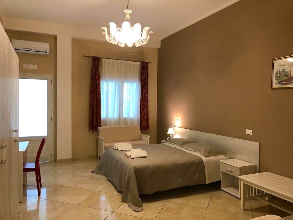 Comfort Suite photo 1