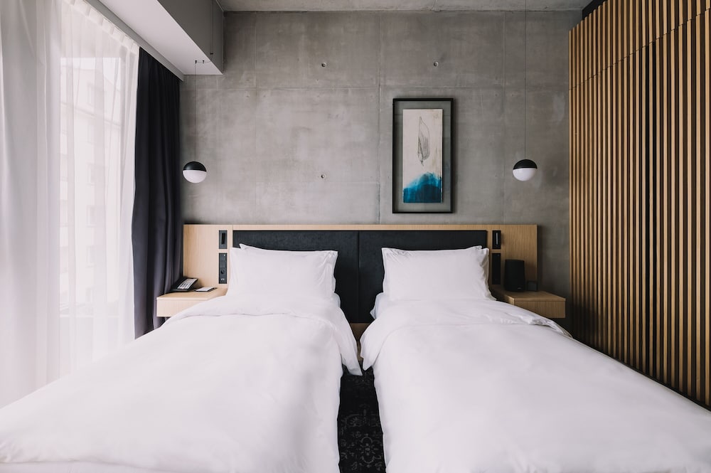 Executive Twin Room - Photo 2