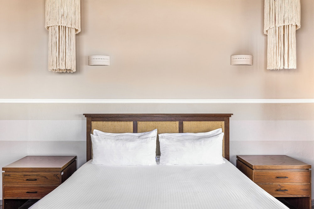 Premium Suite, 1 King Bed, Ocean View (junior)