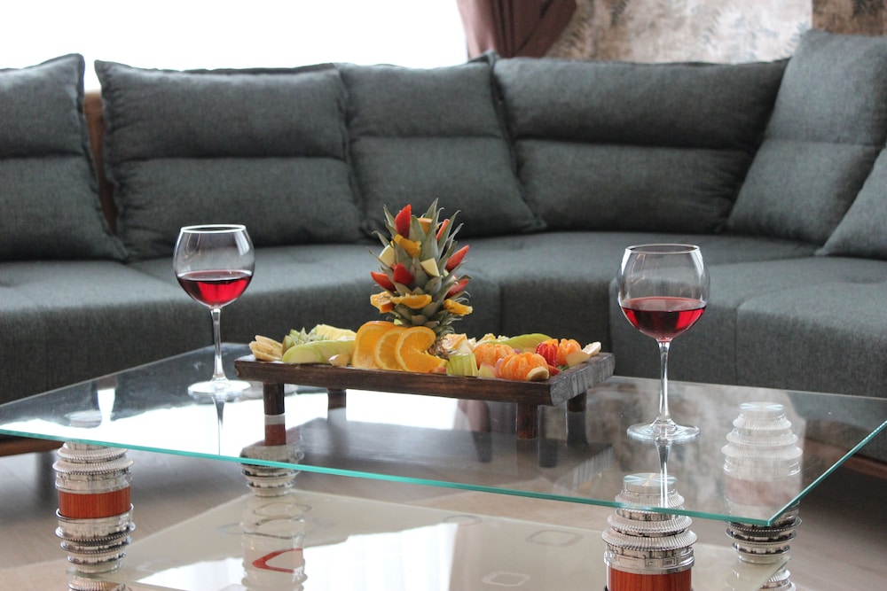 Luxury Apartment, 2 Bedrooms photo 2