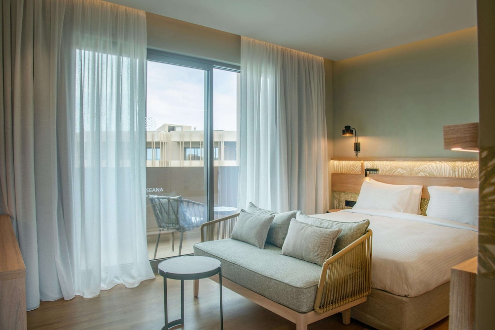 Classic Double Room Single Use, Garden View