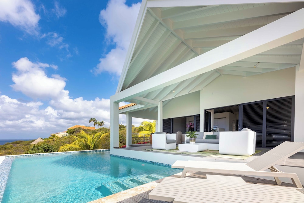 Exclusive Villa, 4 Bedrooms, Private Pool, Ocean View