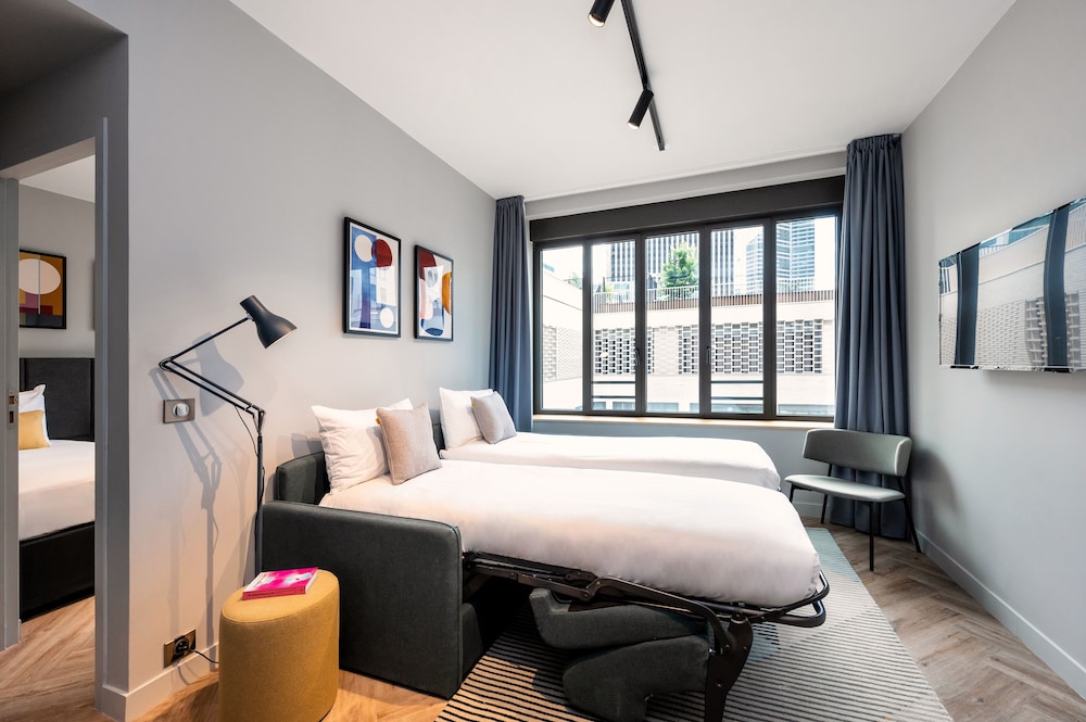 One Bedroom Apartment (Twin) - Photo 4