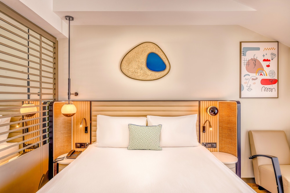 Comfort Standard Room