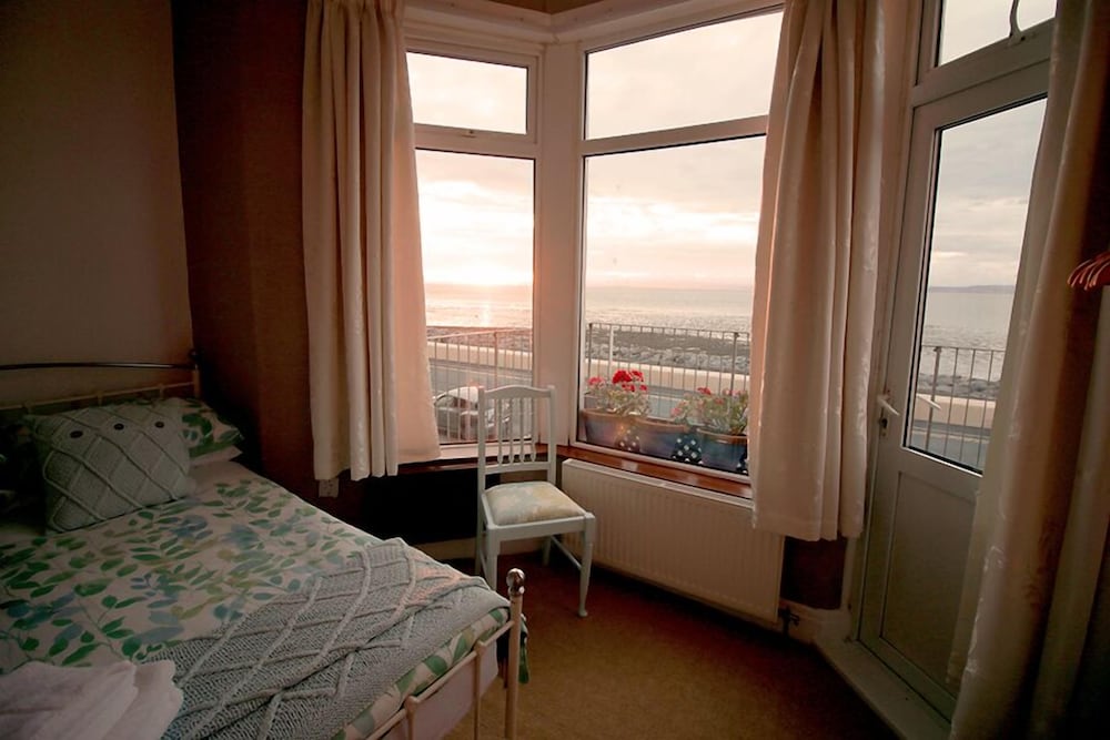 Double Room, Balcony, Sea View (Trafalgar Square) photo 1