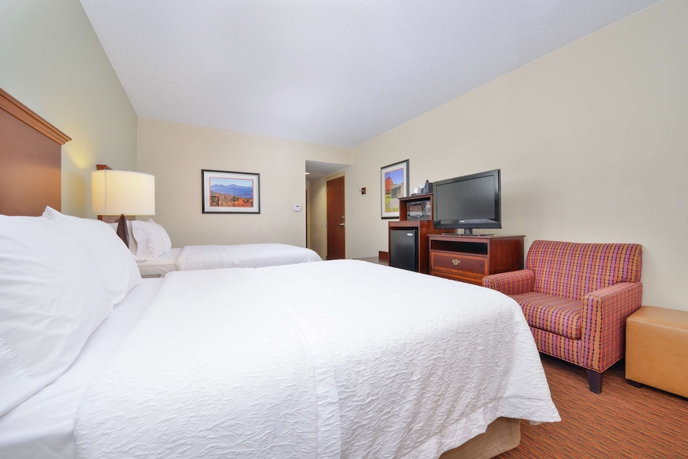 Room, 2 Queen Beds, Accessible, Non Smoking - Photo 2