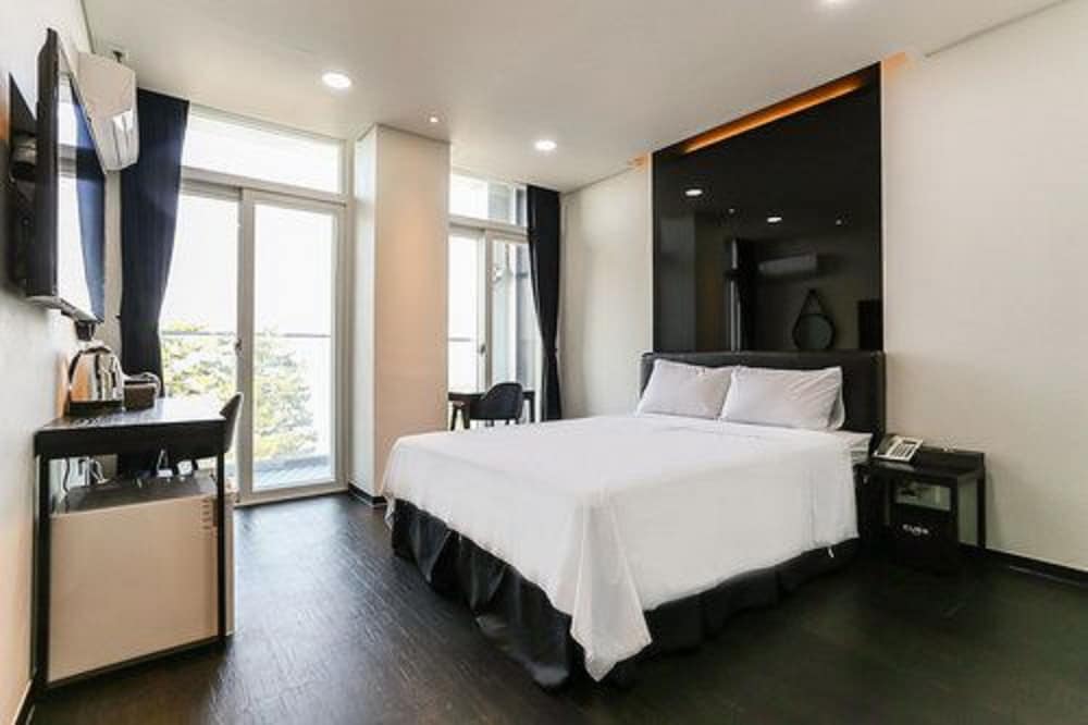 Standard Room, Ocean View photo 3