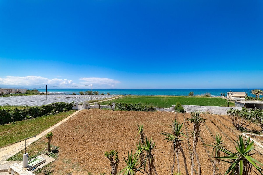 Classic Quadruple Room, Sea View photo 2