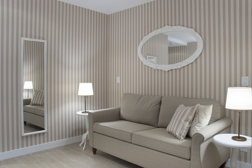 Classic Twin Room - Photo 7