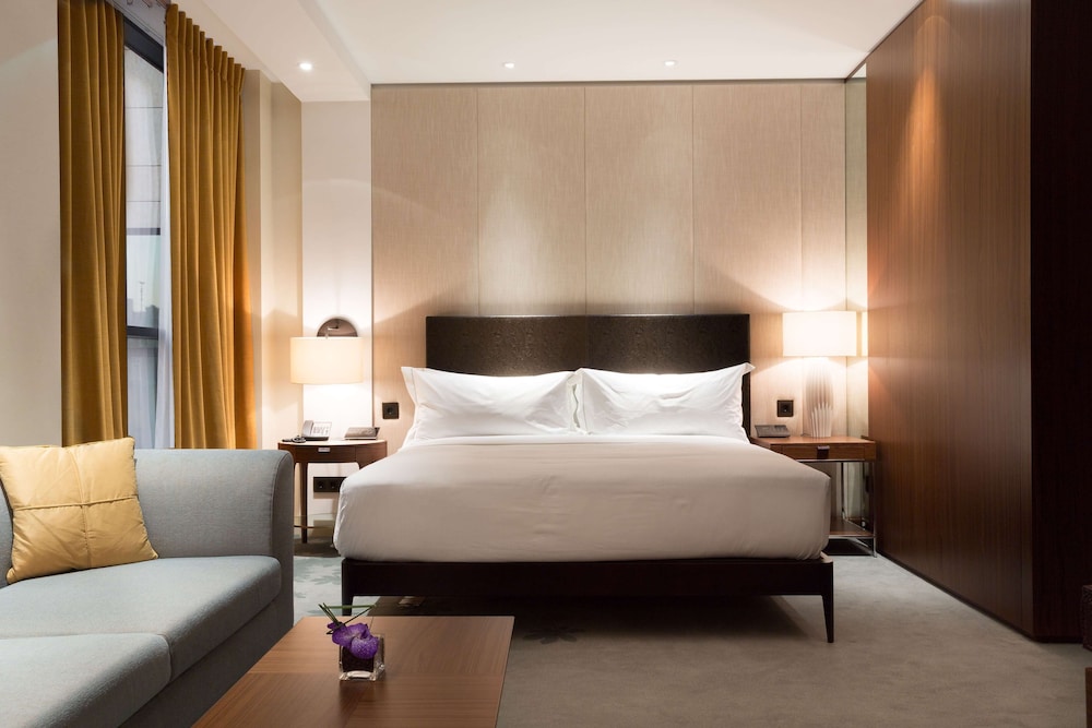 Executive Room, 1 King Bed photo 1
