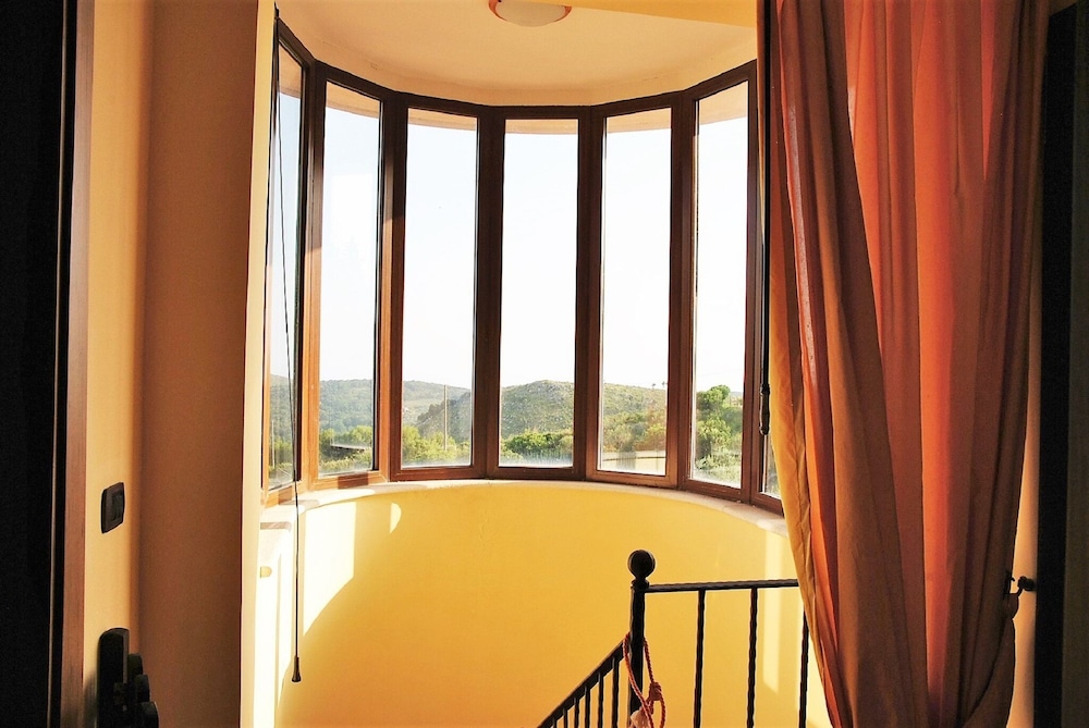Villa, 3 Bedrooms, Patio, Mountain View photo 3