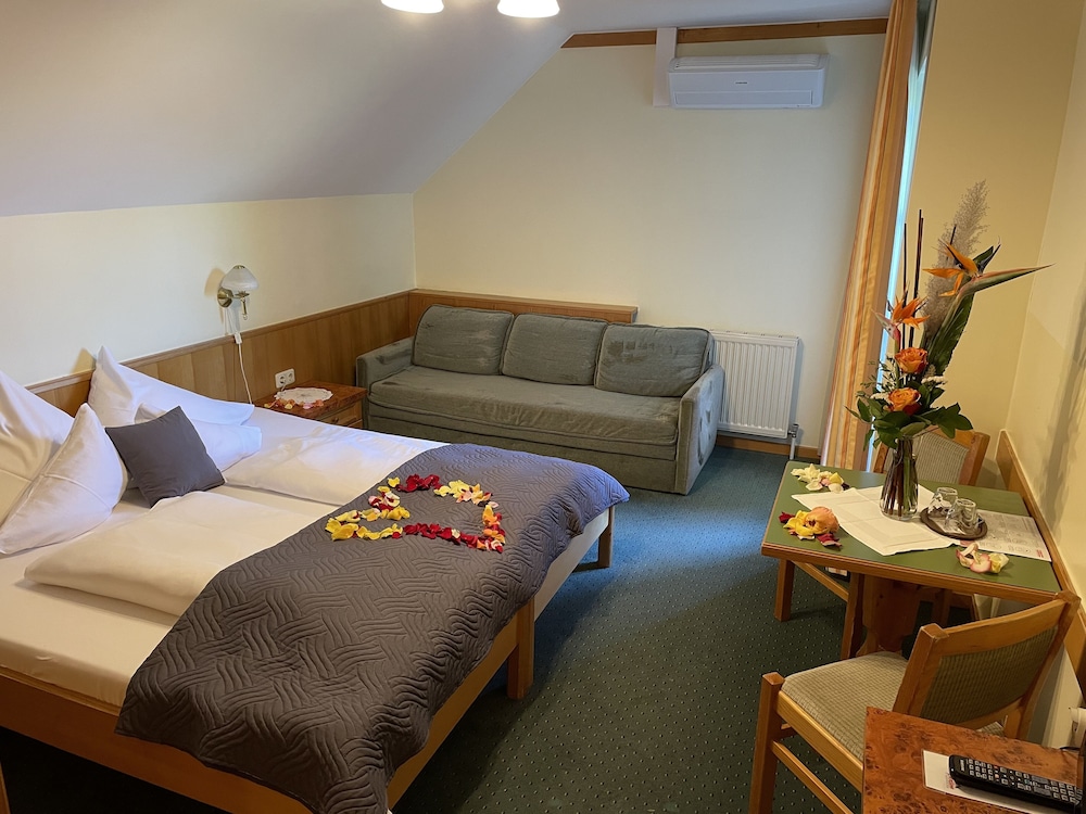 Comfort Room photo 1