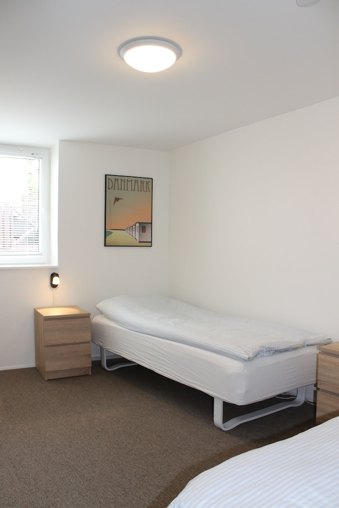 Single Room, Shared Bathroom