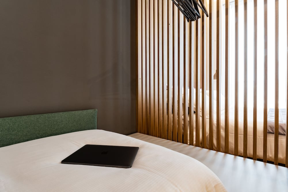 Deluxe Room, Balcony