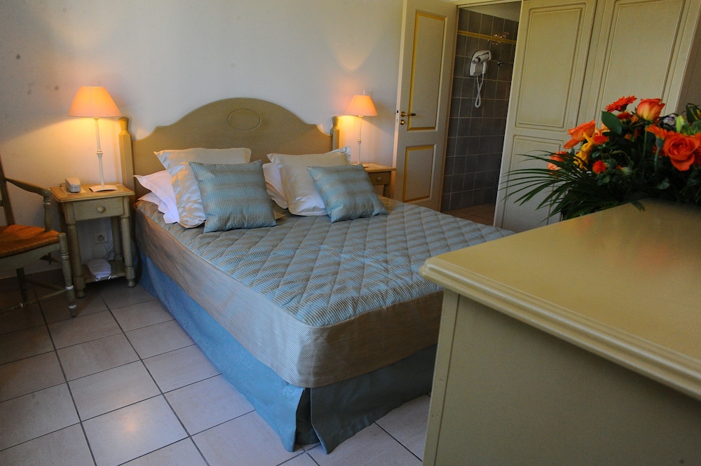 Superior Room, Non Smoking - Photo 5