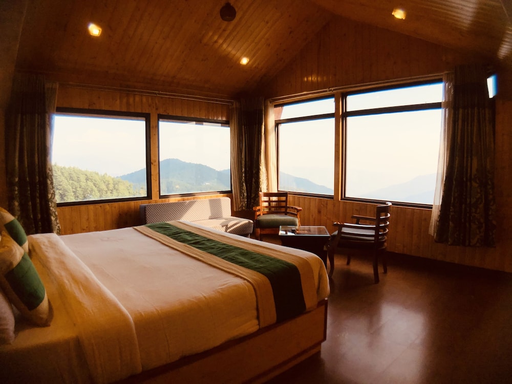 Panoramic Twin Room photo 3
