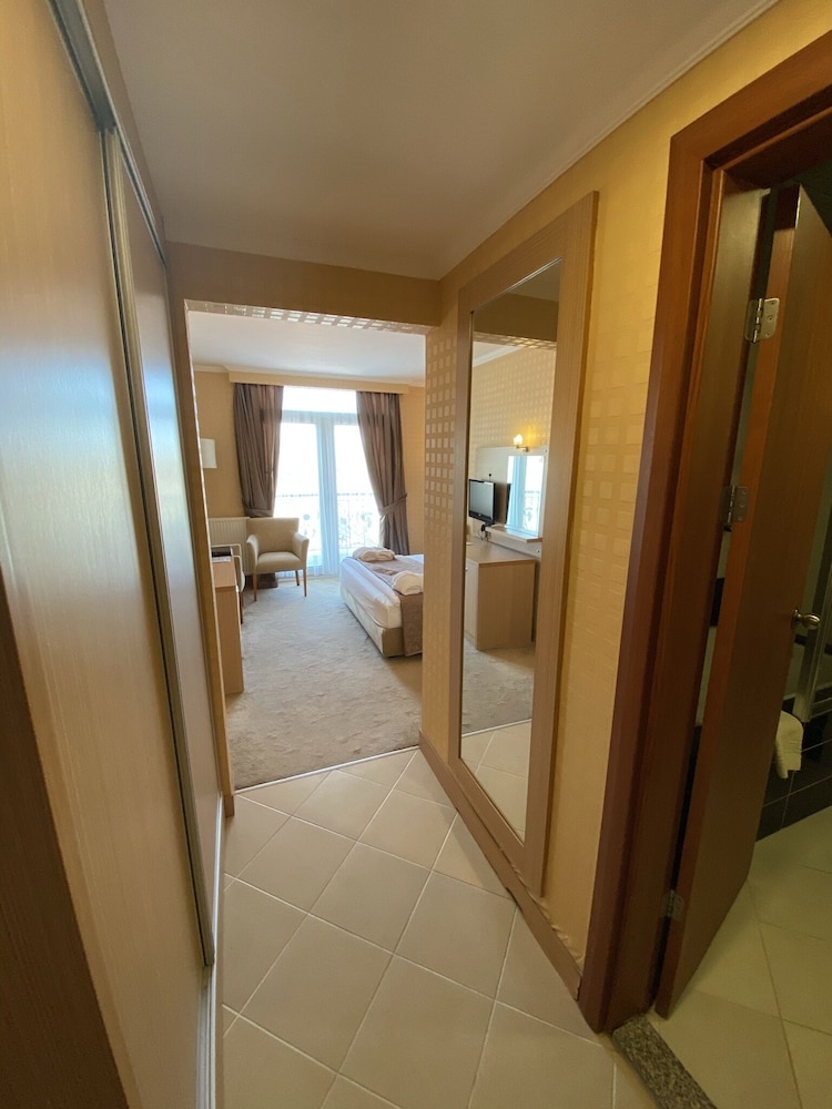 Standard Triple Room, 1 Bedroom photo 1