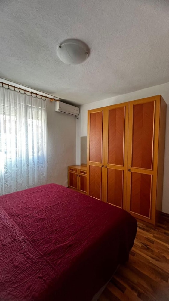 Apartment (Dalibor - 5m From The Sea With Parkin) photo 1