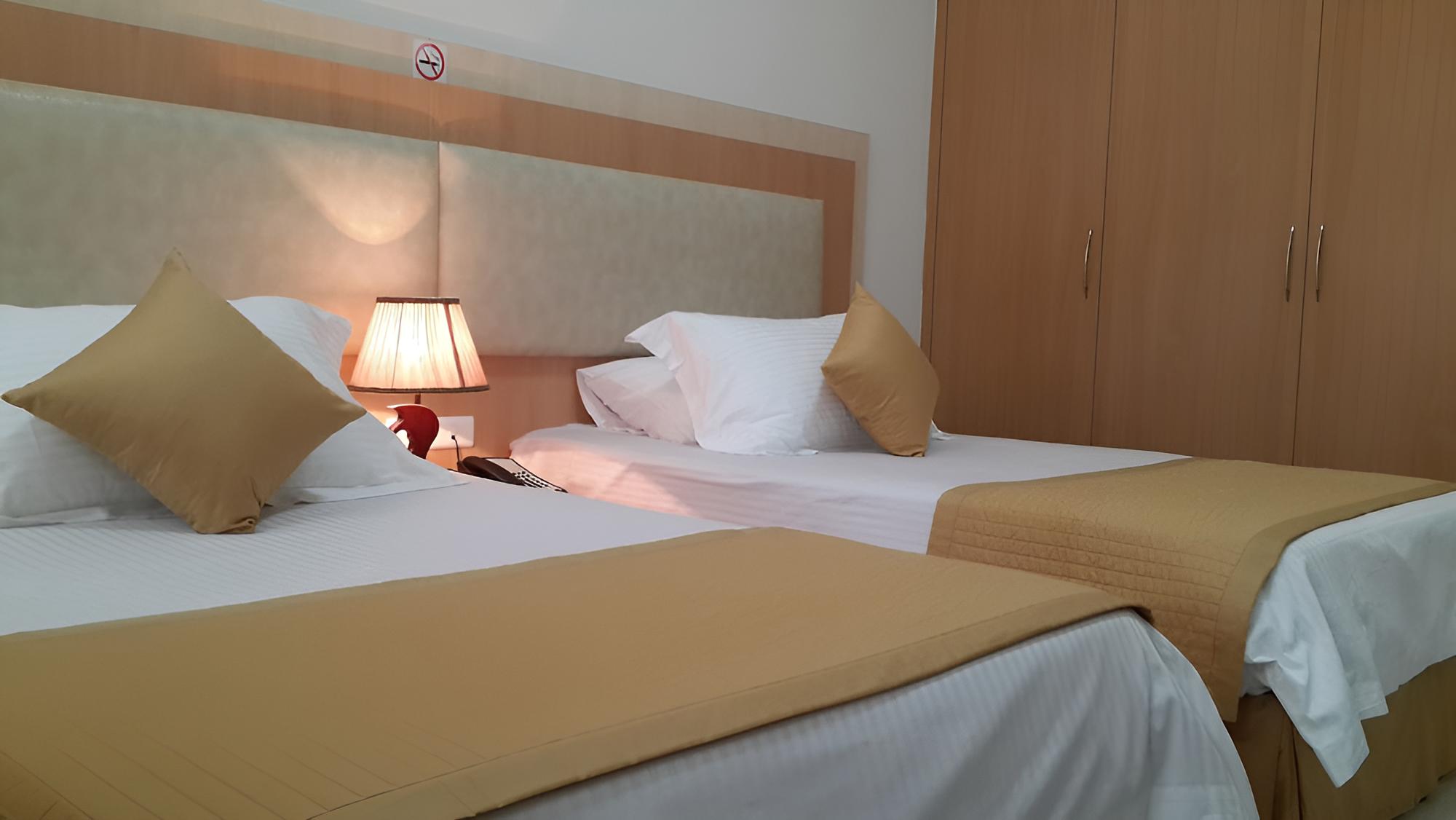 Standard Twin Room photo 2