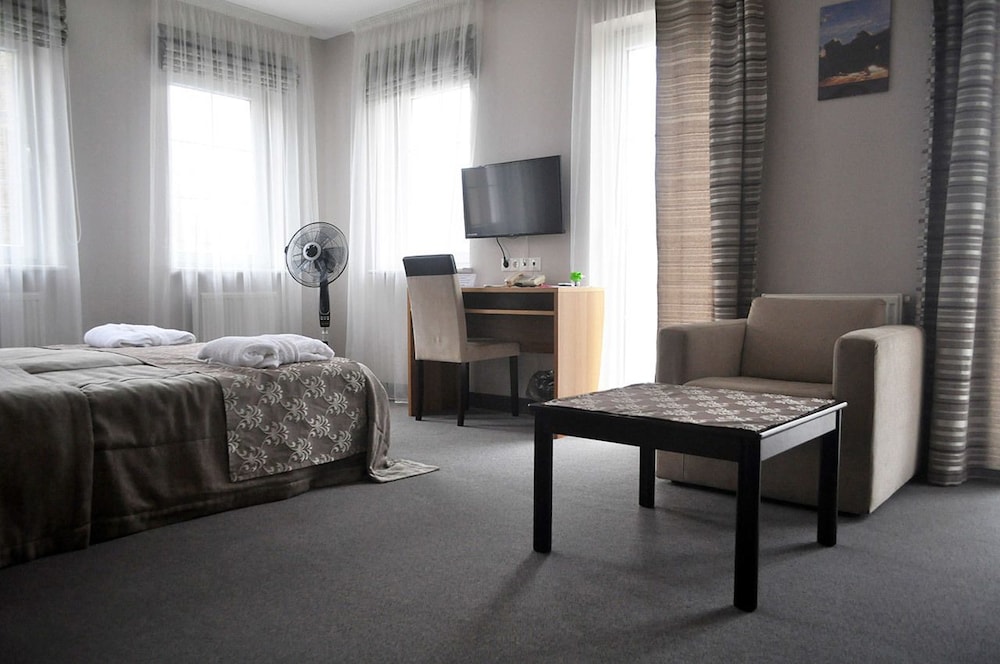 Junior Suite, Balcony (1 Double Or 2 Single Beds)