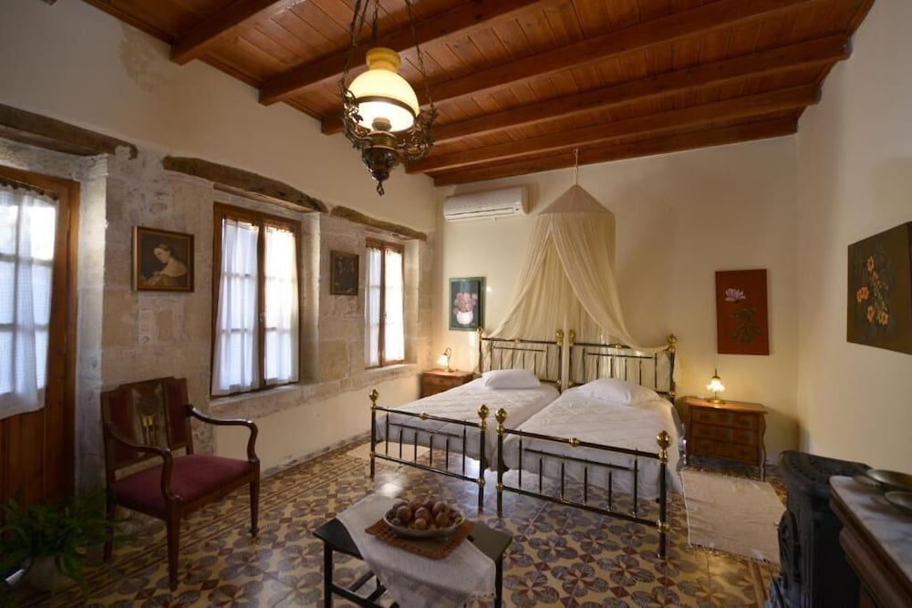 Traditional Suite, Multiple Beds