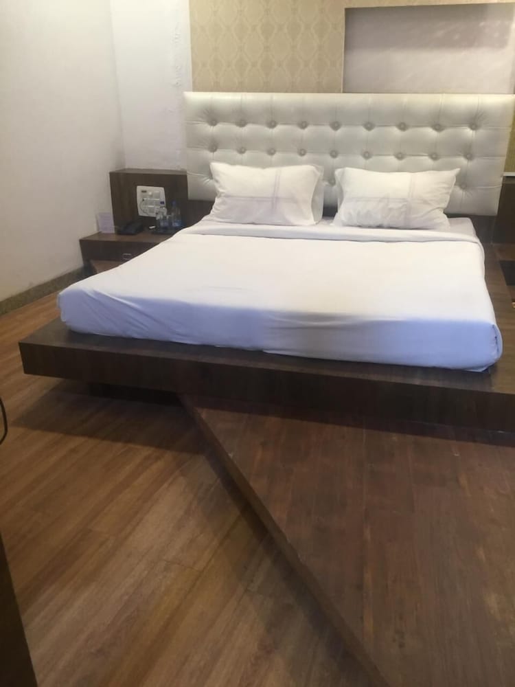 Standard Room photo 2