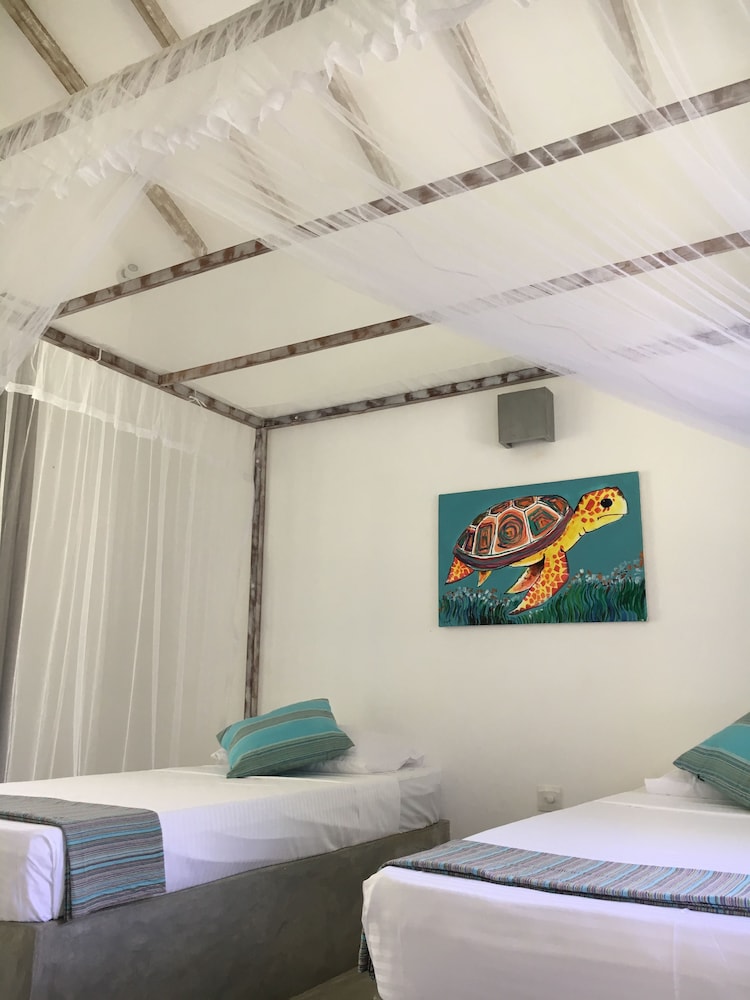 Deluxe Bungalow, Multiple Bedrooms, Private Bathroom, Garden View photo 2