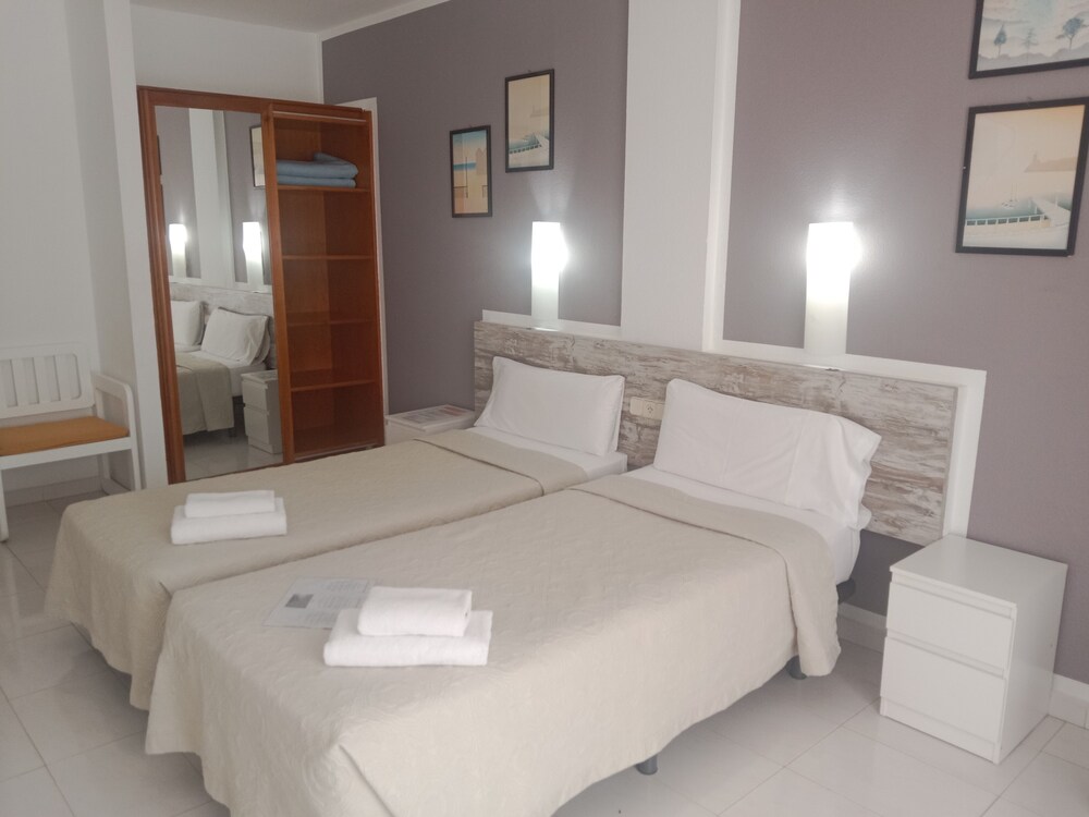 Habitación Doble o con Dos Camas