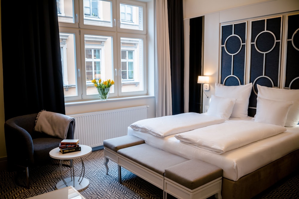 Superior Double or Twin Room, Kitchenette photo 3