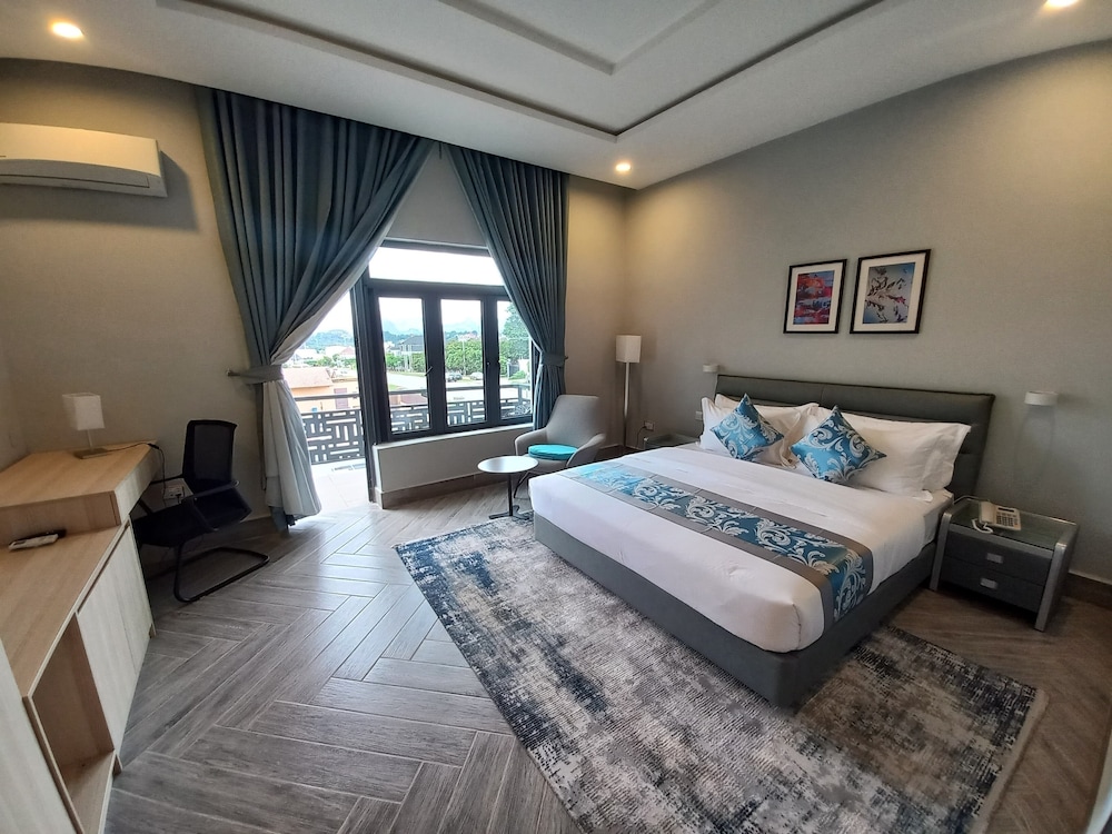 Premium Single Room