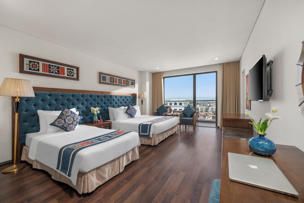 Triple Room, Balcony, City View