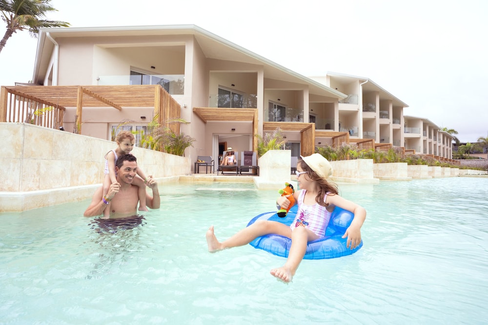 Junior Suite Swim Up Beachside - Photo 5