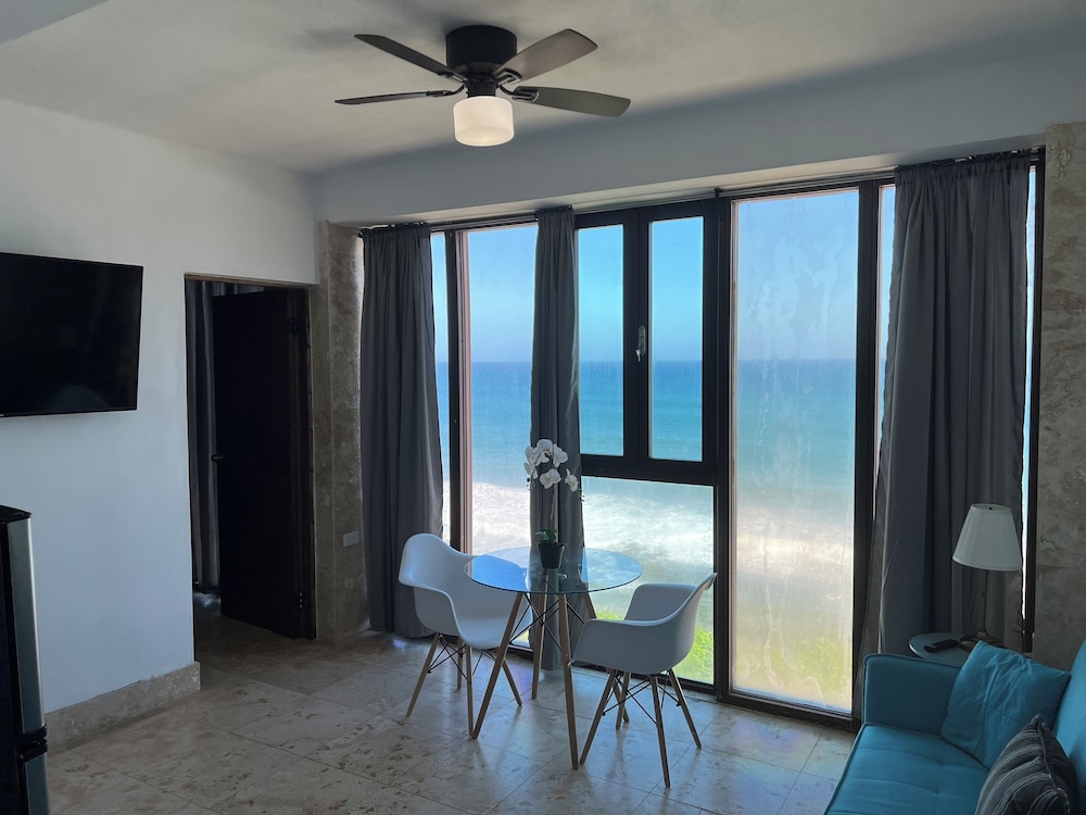 Deluxe Suite, Ocean View photo 3