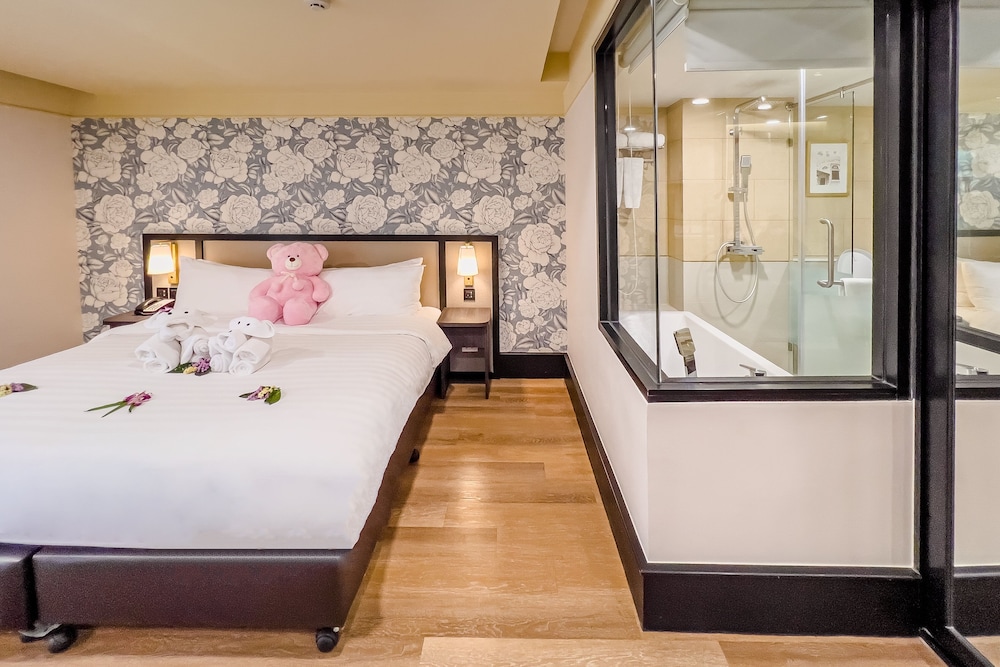 Premier Room, 1 Bedroom photo 3