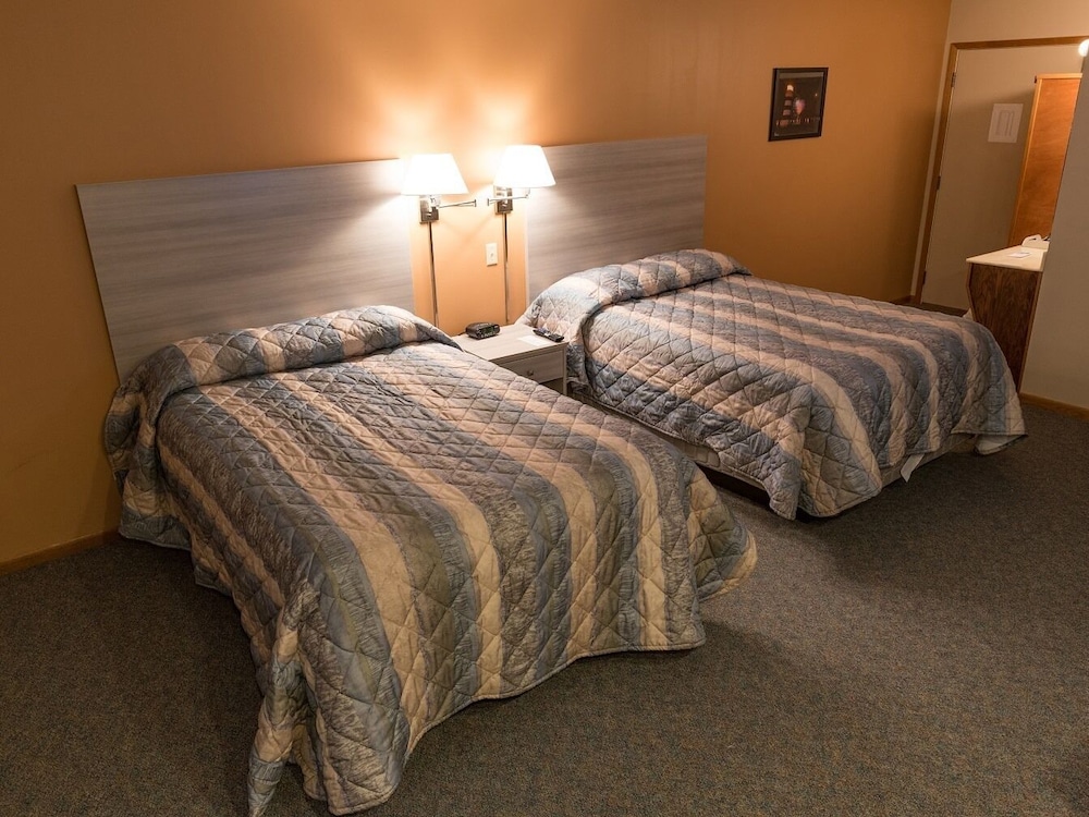 Standard Quadruple Room, Ensuite (Guest House, 2 Double Bed) photo 1