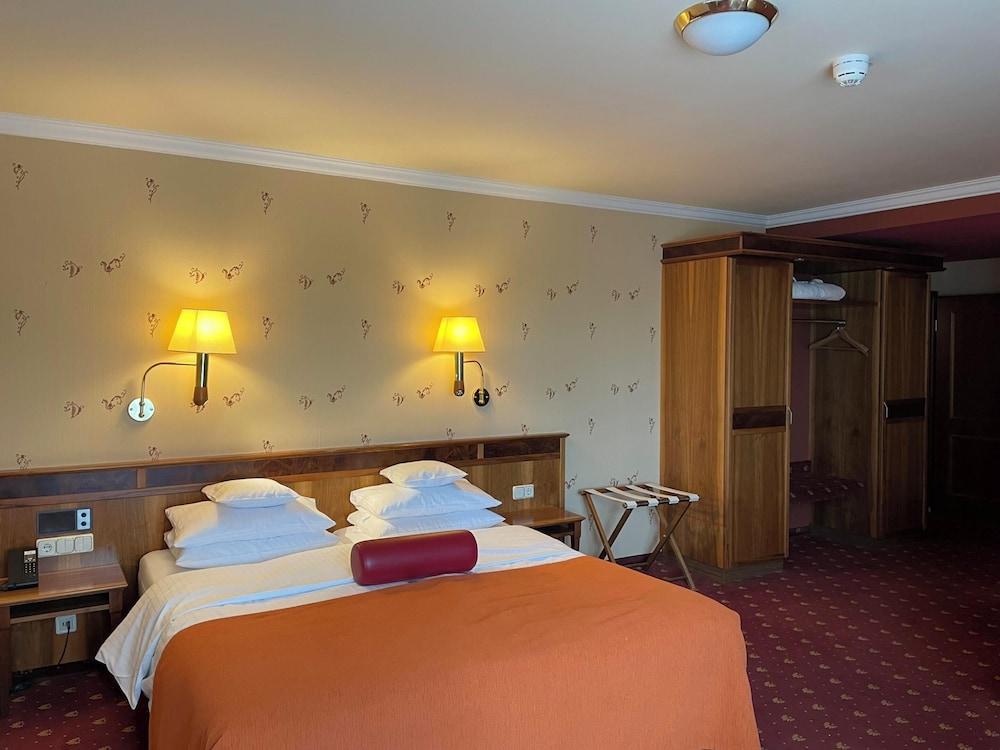 Deluxe Suite photo 2