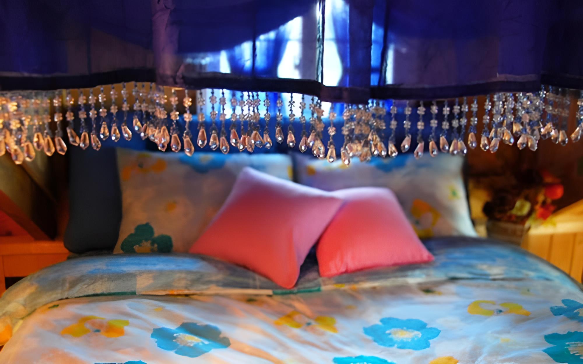 Room (Rock wool) photo 3