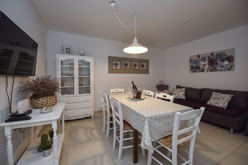 City House, 3 Bedrooms, Terrace (Private Garden)