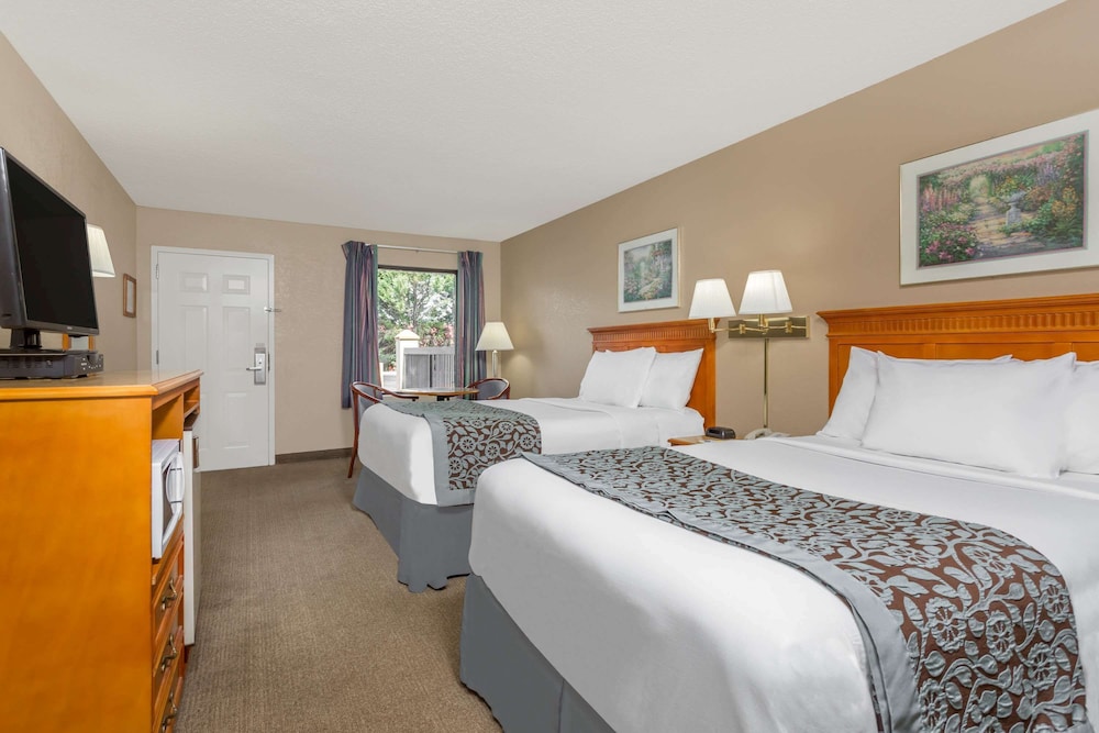 Double Room, 2 Double Beds photo 1