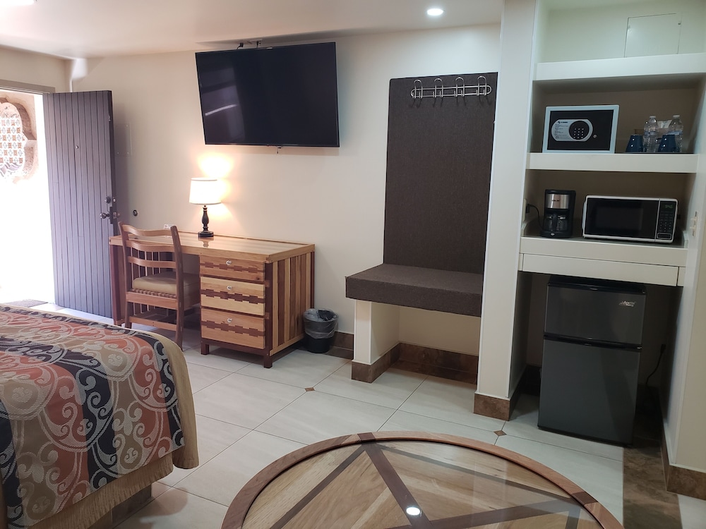 Deluxe Single Room - Photo 3