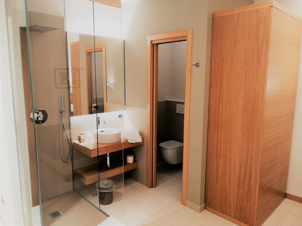 Deluxe Double Room (102) photo 3