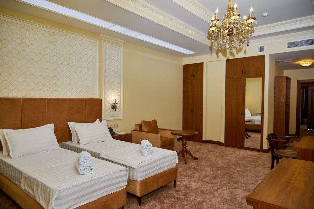 Junior Double or Twin Room - Photo 2