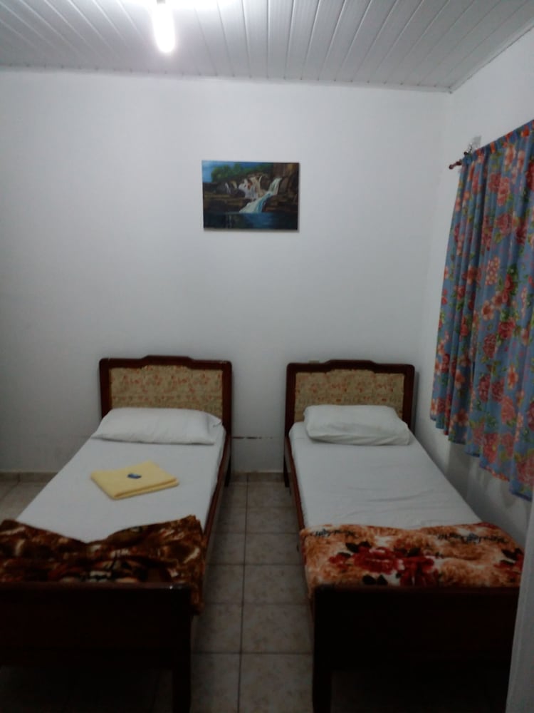 Standard Twin Room photo 2